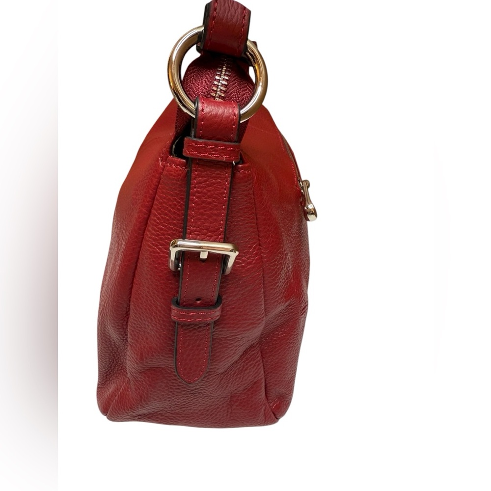 S-zone Red Leather Shoulder Bag with silvertone hardware. - Picture 7 of 14